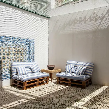 Caraujo Apartments Lisbon Exterior photo